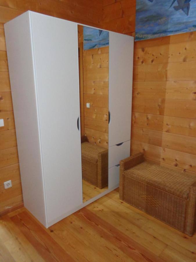 Barrierefreies Zimmer Im Blockhaus Mit Sauna Am See Soyen Extérieur photo